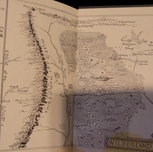 Bundle Hard and soft copy of The Hobbit (10 for pair) - Picture 7 of 7